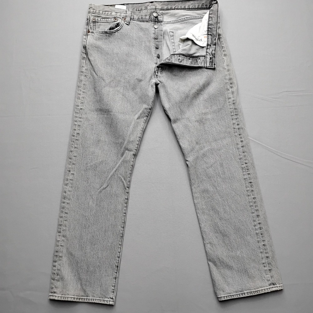 Levis 501 Original Fit Straight Leg Gray Jeans Mens 36x30 Button Fly Denim